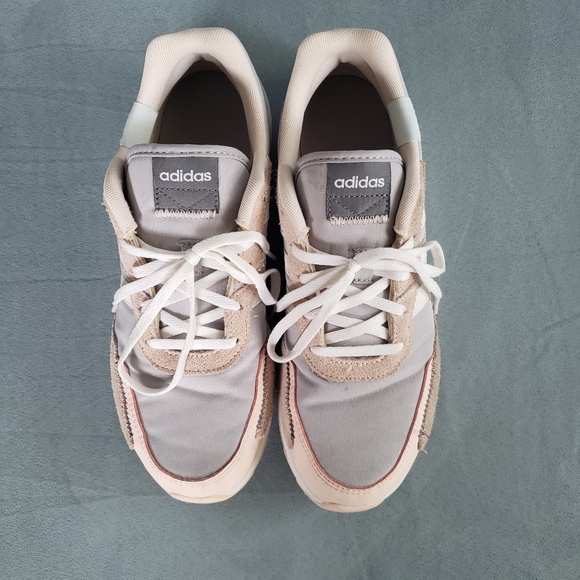 Adidas Retrorun Gray & Pink Shoes - Picture 8 of 10